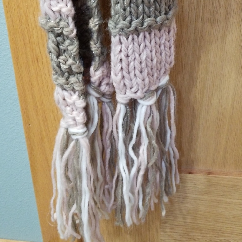 Scarf - Picture 3 of 3